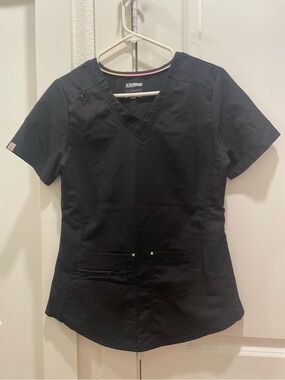 Scrubstar Black V-Neck Short Sleeve Medical Scrub Top